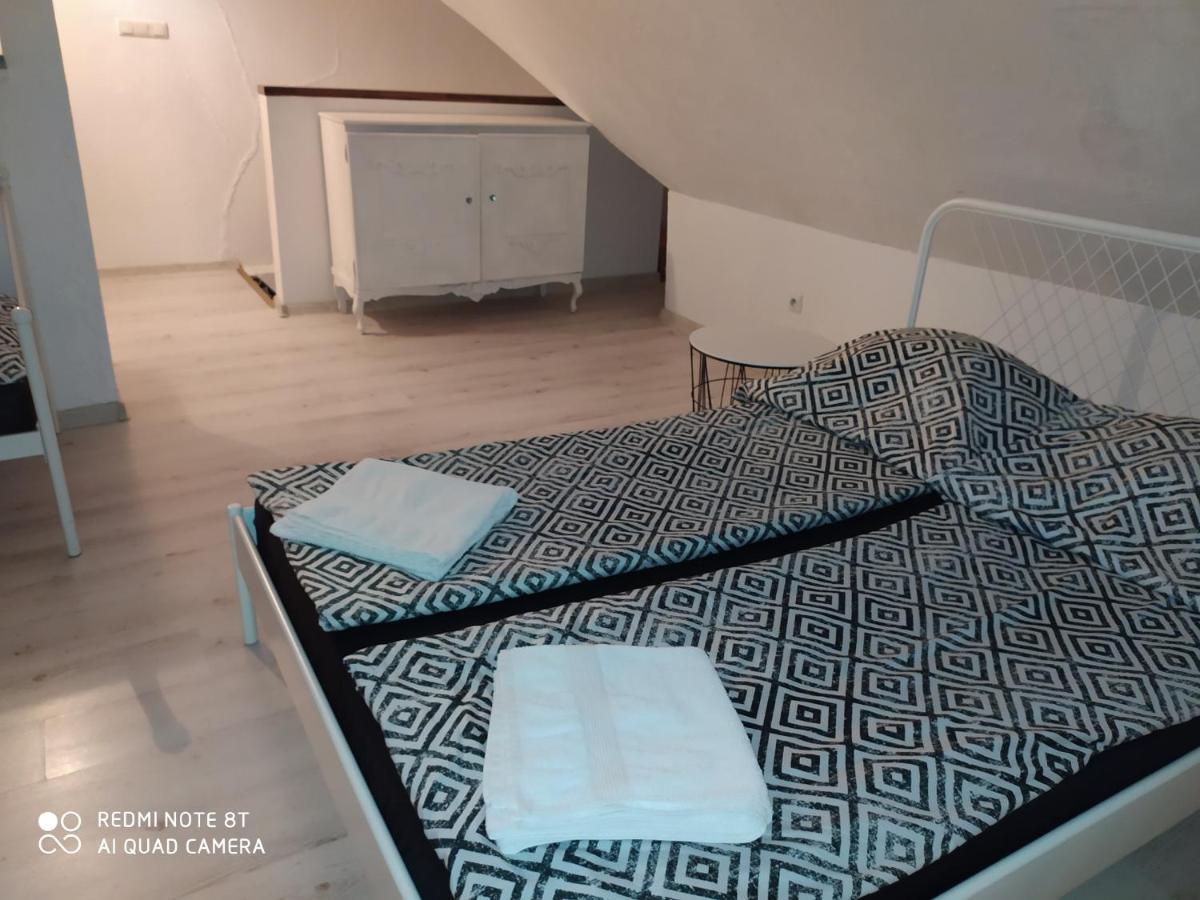 Apartment White